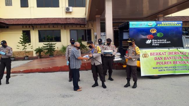 BERKAT (Berbagi Zakat) Mapolres Bengkalis