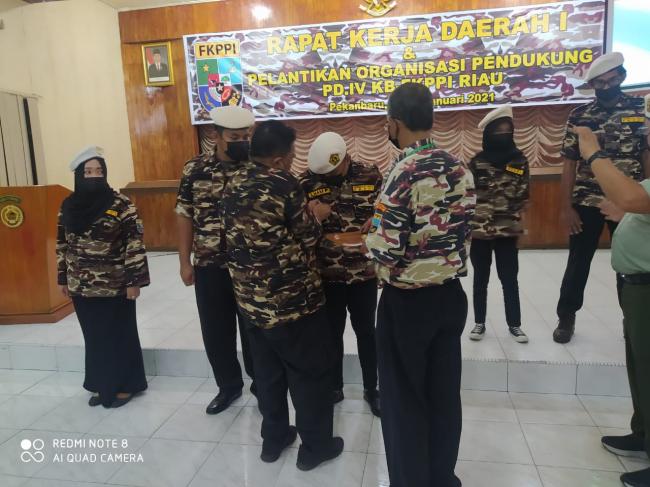 Danrem 031/Wirabima Membuka Rapat Kerja Daerah KB FKPPI Riau