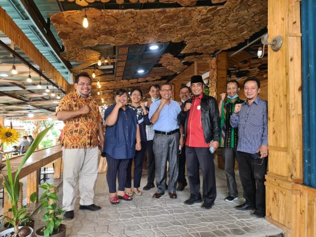 Ketum SANTAN NU Terima Kunjungan Pimpinan Gereja Pekanbaru