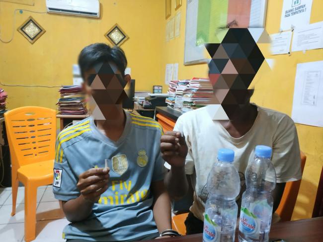 Lagi Asyik Nyabu Polres Bengkalis Ciduk Pelakunya