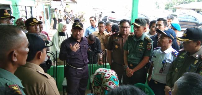 Sebelum di Eksekusi Tim, Bupati Kampar Minta Pemilik Warung Bongkar Terlebih Dahulu