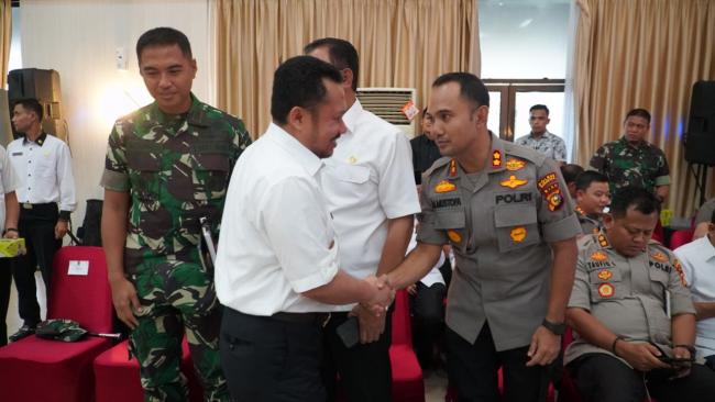 Bupati Kampar Hadiri Rakor Karhutla