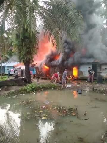 Di duga akibat korsleting listrik Asrama Santri di Pesantren Tanah Merah,Aceh Singkil kebakaran