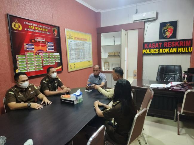 Kejaksaan Rohul Laporkan Youtuber Alvin Lim