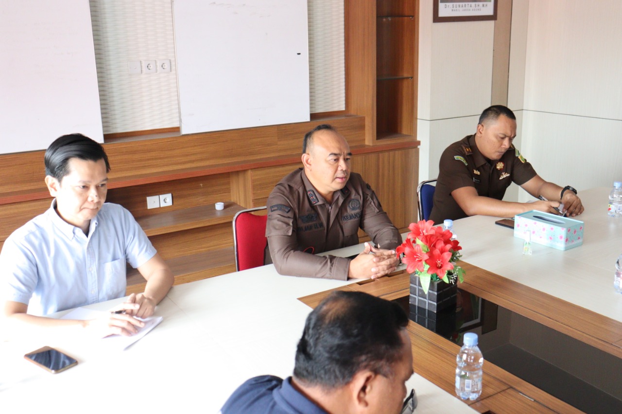 Tindak Lanjuti Perintah Jaksa Agung, Kajari Rohul Adakan Rapat Koordinasi Bersama Pemkab Rohul