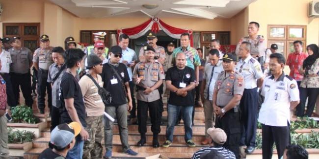 Puluhan Juru Parkir geruduk Kantor Bupati Pati, mengadukan oknum Dishub terkait dugaan pungli