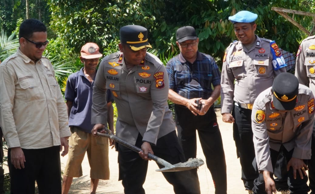 Polres Rohul Bersama Baznas Provinsi Riau Laksanakan Peletakan Batu Pertama