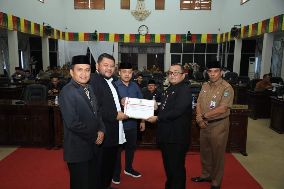 Dprd Rohul Gelar Rapat Paripurna Rancangan Perubahan KUA- KPPS