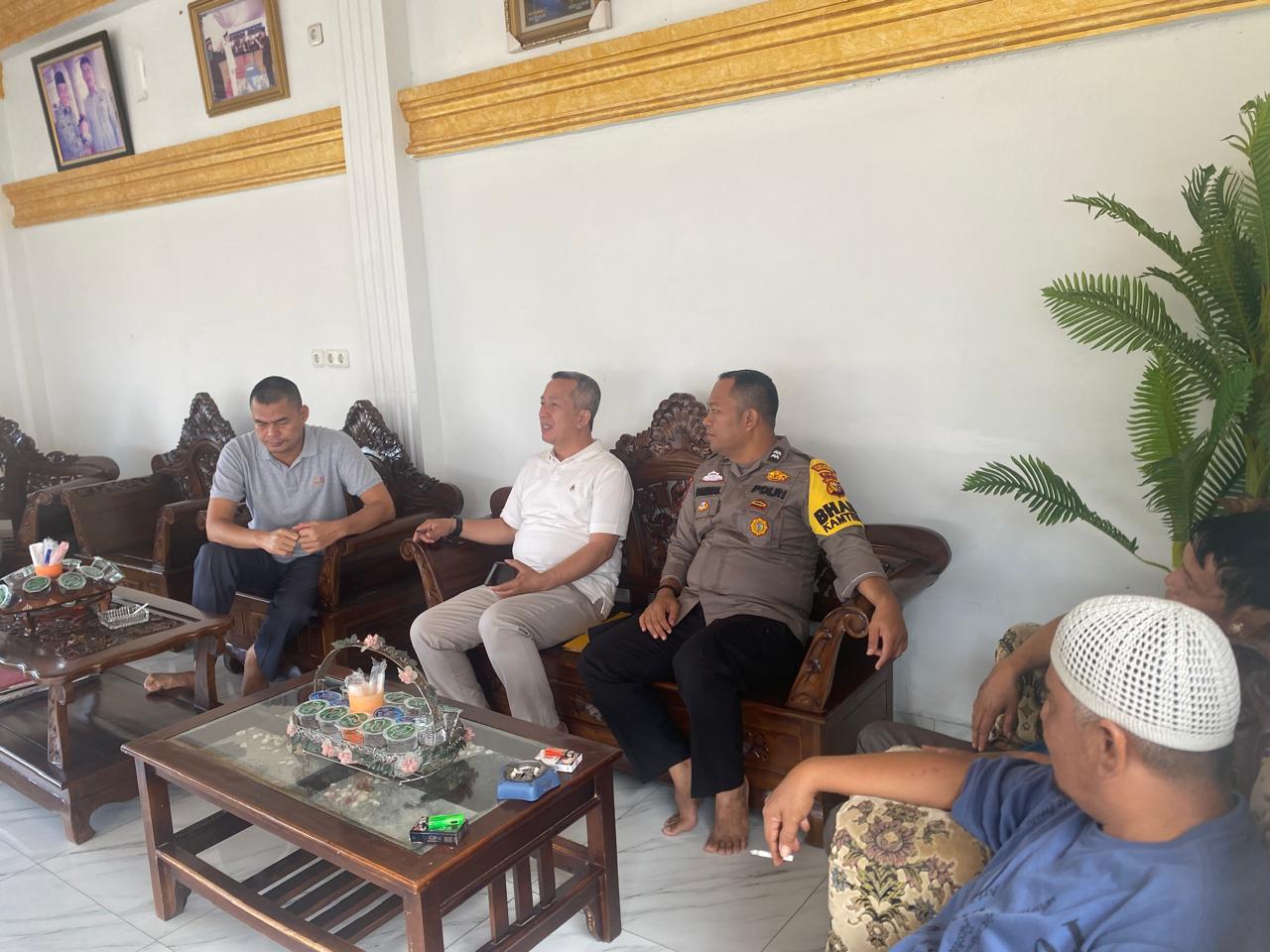 Agar Terciptanya Pilkada 2024 Damai Bhabinkamtibmas Desa Sontang Lakukan Kegiatan Cooling Sistem