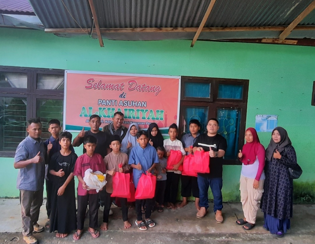 DPC SPRI Rohul Berbagi Takjil di Panti Asuhan Al-Khairiyah