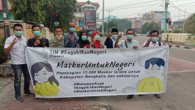 H. Indra Gunawan Bersama Tim Engah 1 Bagikan 13.000 Masker ke Masyarakat