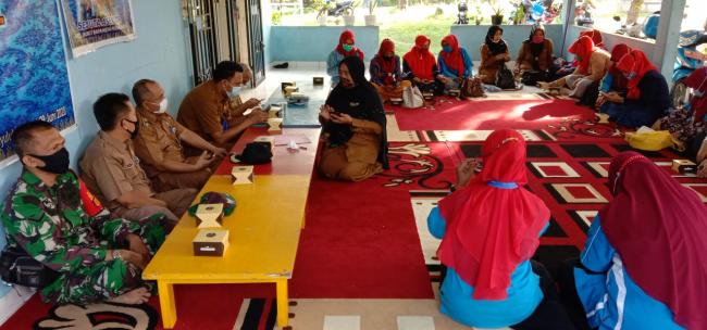Babinsa Hadiri Sosialisasi Penyuluhan Covid-19 Se-kecamatan Bukit Raya.