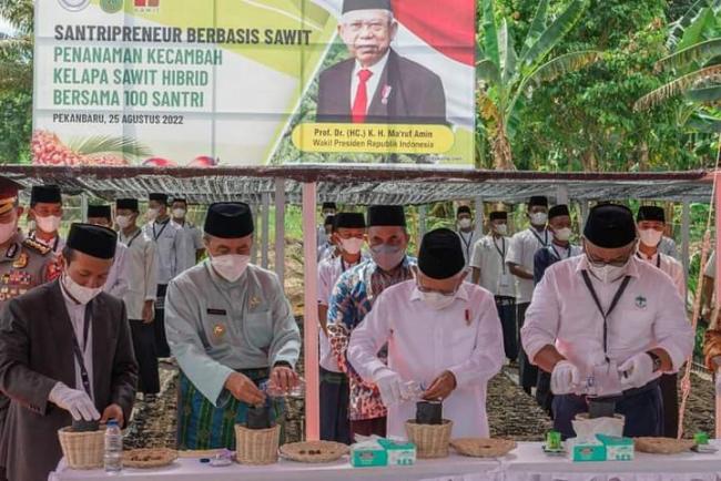 Kunjungan Wapres Ke PTR Pangkalan Baru Tinjau Kegiatan Santri Preneur