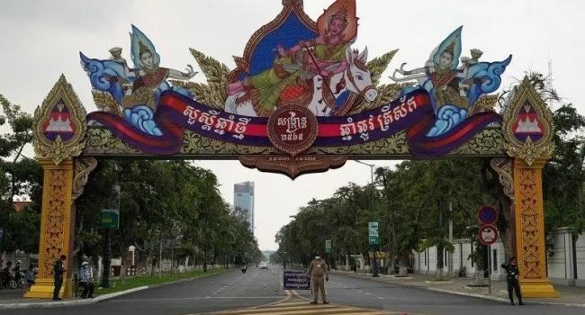 Kamboja Hapuskan Persyaratan Tes Covid-19 Bagi WNA