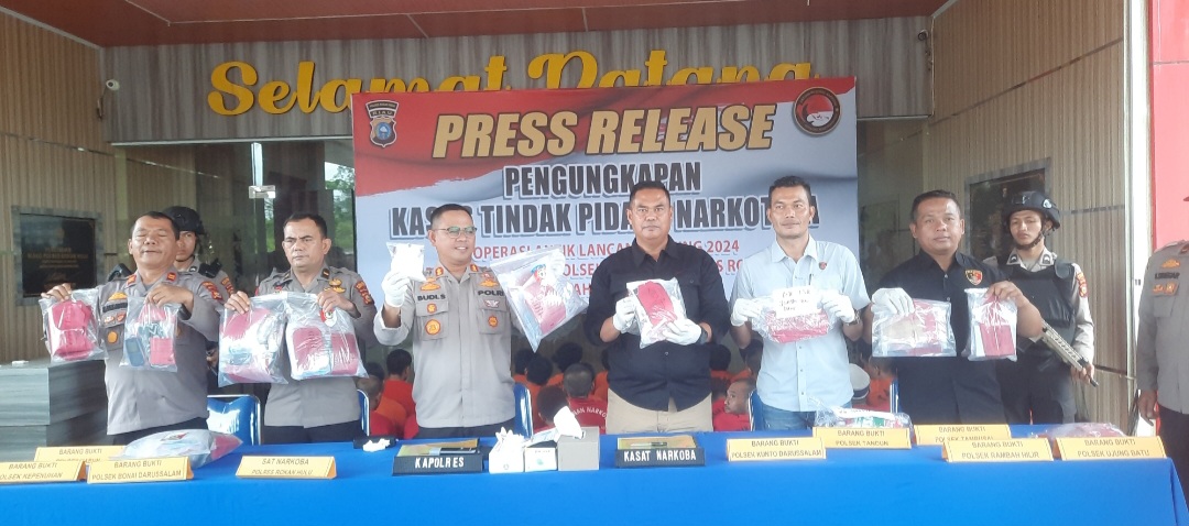 Saat Press Release Operasi Antik Lancang Kuning 2024, Kapolres Rohul ; Kita Perangi Narkoba