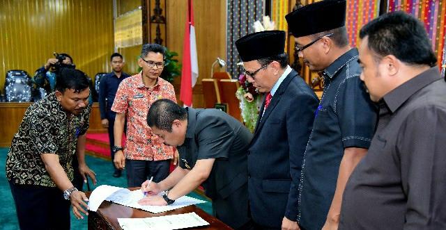 Penandatanganan MoU KUA-PPAS APBD T.A 2020