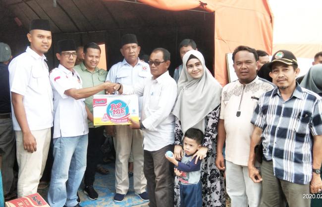 Wakil Ketua DPRD Siak Androy Ade Rianda kembali sambangi korban kebakaran di Mess IKPP Perawang