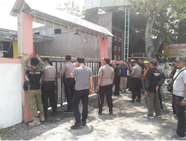 Tindak Tegas, Polres Demak Segel Tempat Karaoke Ilegal