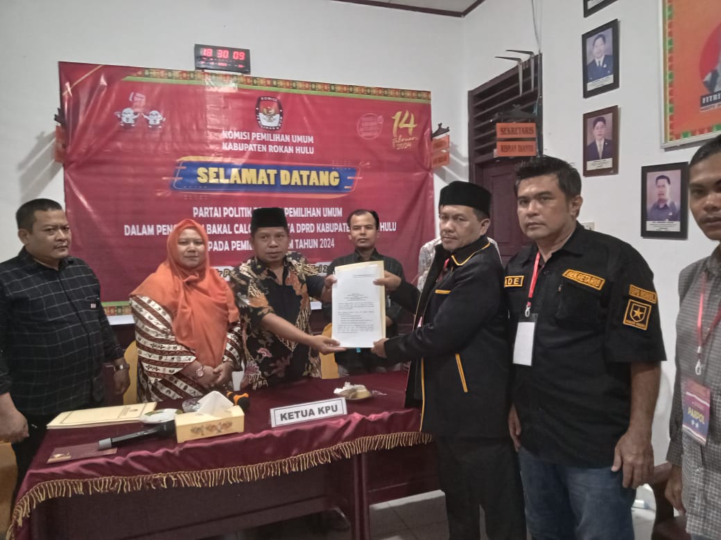 Partai Umat Daftarkan 45 Bacaleg Rohul, Ketua Partai umat Optimis Raih Enam Kursi