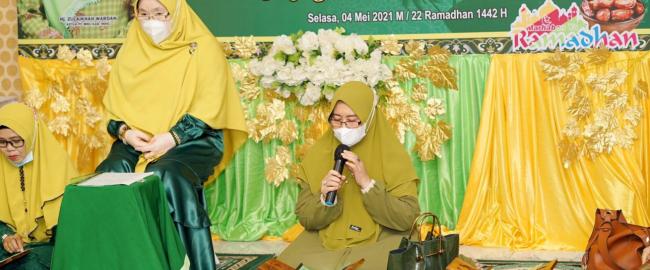 Tutup Program Ramadhan Muslimat NU, Hj.Zulaikha Wardan : Semoga Bermanfaat Bagi Diri Sendiri Dan Ora