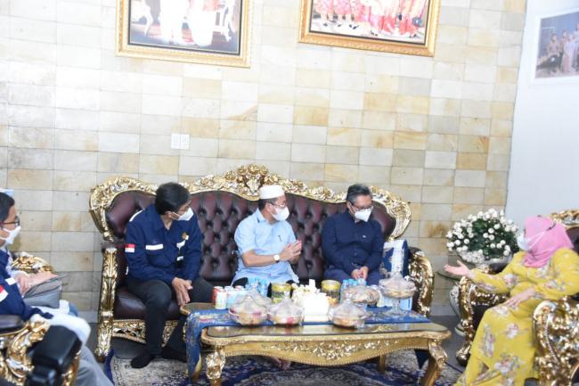 Kasmarni Berharap, Keberadaan PT. PHR Beri Peluang Besar Kepada Anak Daerah
