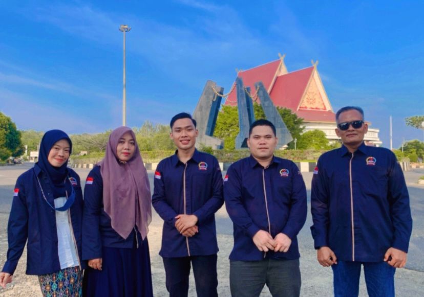 Ambil Berkah Ramadhan Dpc Spri Rohul Berbagi Takjil Untuk Berbuka Puasa