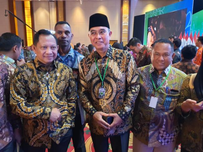 Pemkab Kampar Komit permudah Perizinan di Kampar