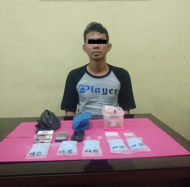 Sat Narkoba Polres Rokan Hulu berhasil ungkap pemilik ratusan Pil Extasi di Bonai Darussalam