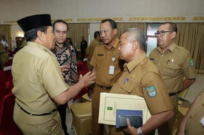 Bupati H. Sukiman Minta Masyarakat Rohul Hindari Keramaian untuk penanggulangan penyebaran virus Cov
