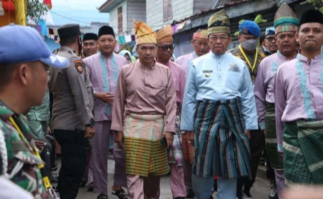 Ketua DPRD Inhil Hadiri Pelepasan Peserta Pawai MTQ Tingkat Kabupaten Inhil Ke 52
