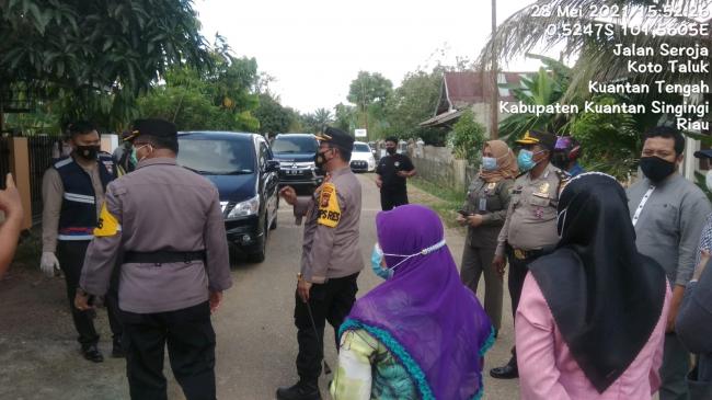 Kapolres Kuansing AKBP Henky Poerwanto SIK, MM tinjau kegiatan Posko PPKM dan Pasien terpapar Covid