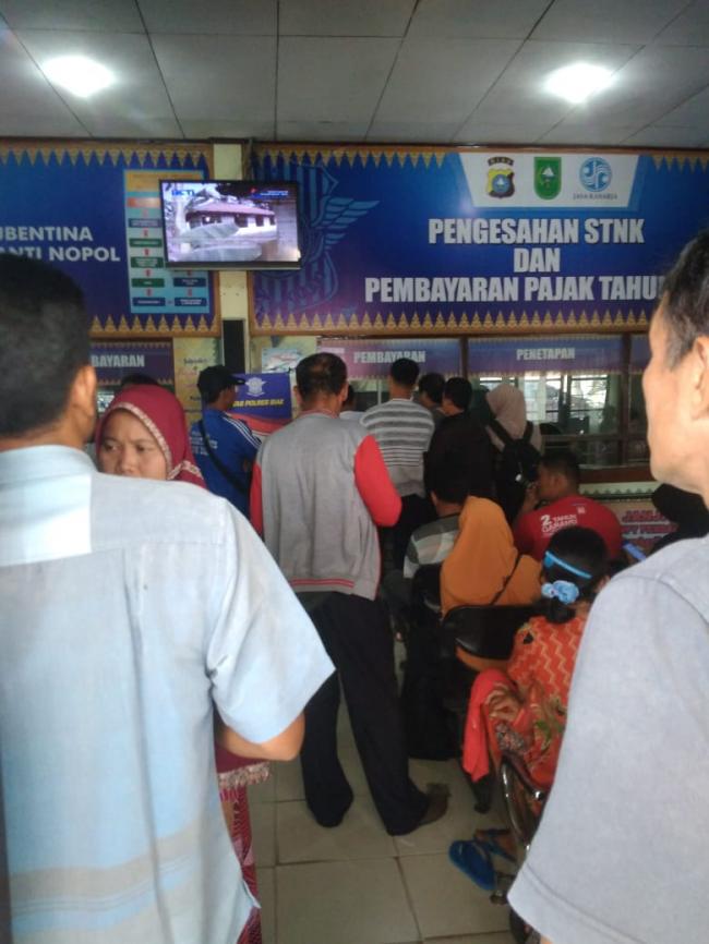 Pemutihan denda pajak kendaraan bermotor di sambut antusias masyarakat Kabupaten Siak