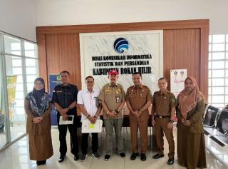 Sekda Rohil Dampingi Ketua Komisi Informasi Provinsi Riau Kunjungi Diskominfotiks Rohil
