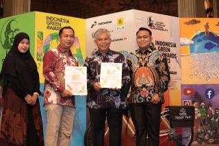 Pencegahan Polusi Lewat Program Sedekah Jelantah, KPI RU Dumai Raih Penghargaan IGA 2023