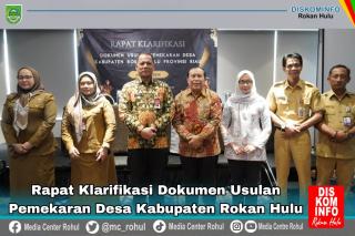 Bupati Sukiman Berhasil Wujudkan Harapan Masyarakat Desa Menjadi Desa Definitif