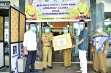 Peduli Tenaga Medis, PKB Bantu APD untuk RSUD dan Puskesmas di Bengkalis