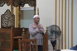 Polres Rohul Gelar Patroli Sahur Dan Subuh Berjamaah Wujud Kebersamaan Polisi Dan Masyarakat