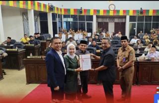 Bupati Anton sampaikan Ranperda Pertangungjawaban Pelaksanaan APBD T/A 2024