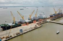 Neraca Perdagangan Riau pada Oktober 2022 Surplus USD 1,70 Miliar
