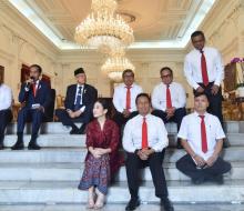 Presiden Jokowi Lantik 12 Wamen di Istana